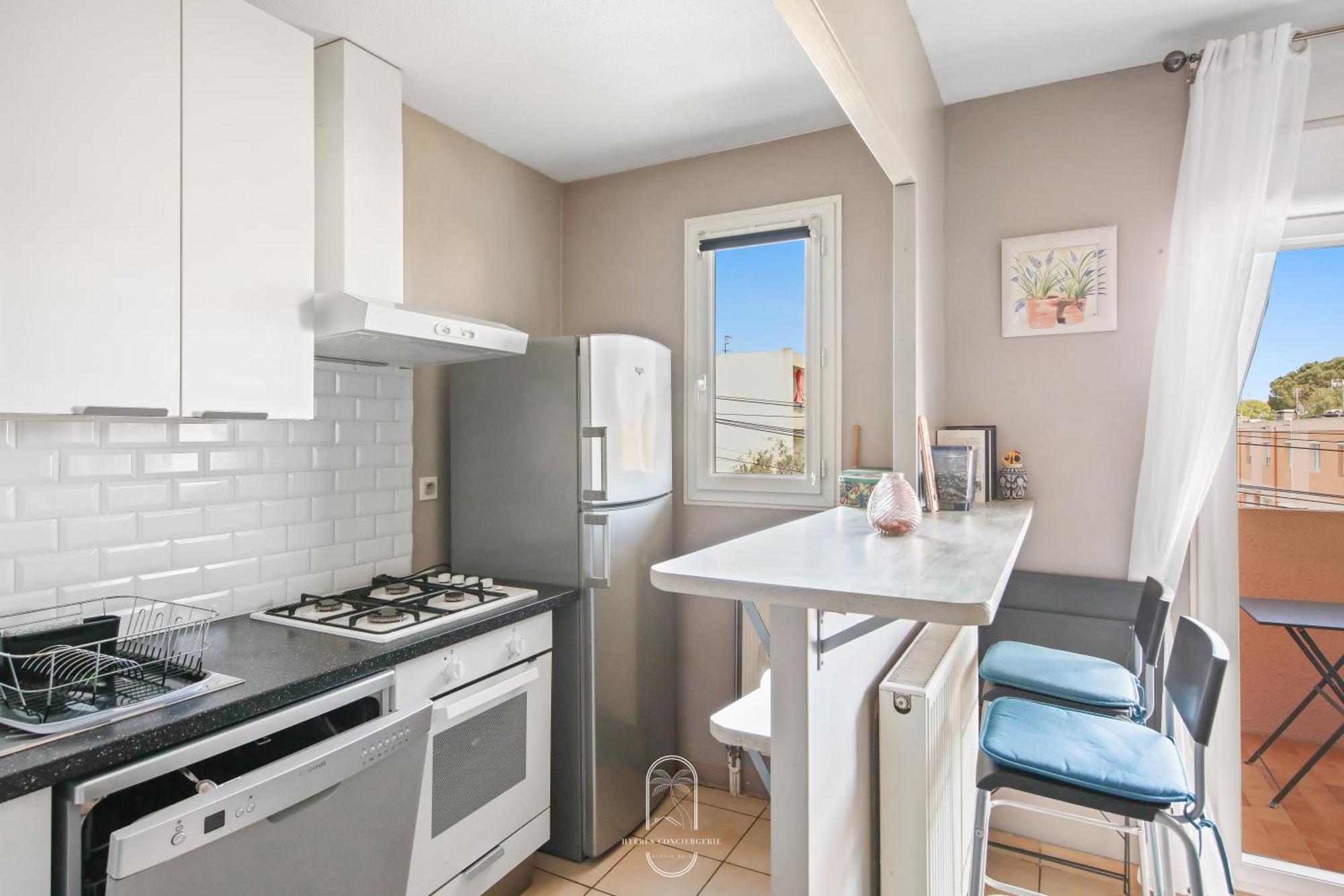 Hyeres Proche Centre - Appartement 1 Chambre Clim Pk Wifi By Hc Exterior photo
