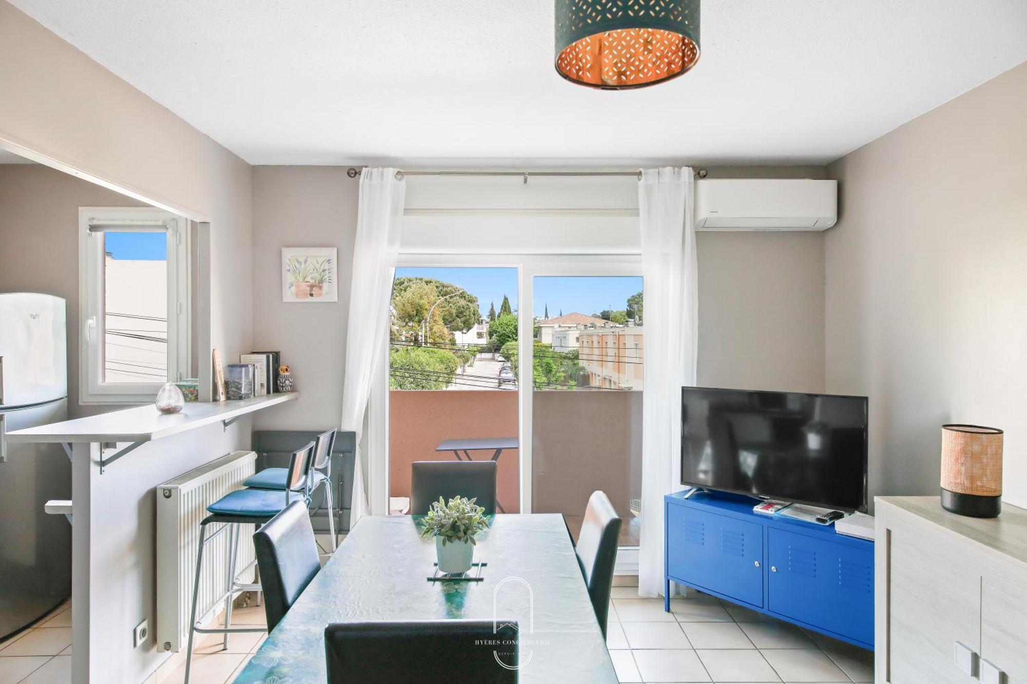 Hyeres Proche Centre - Appartement 1 Chambre Clim Pk Wifi By Hc Exterior photo